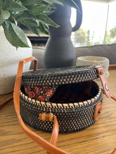 Round Woven Bag - Black Star