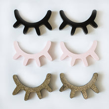 Wooden Eyelash Wall Decor