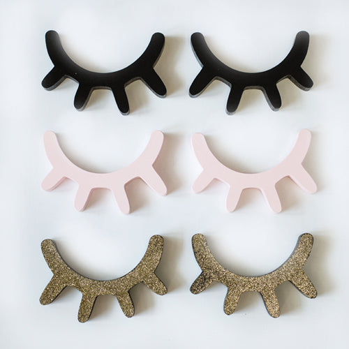 Wooden Eyelash Wall Decor