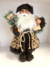 Santa holding gift (40cm)